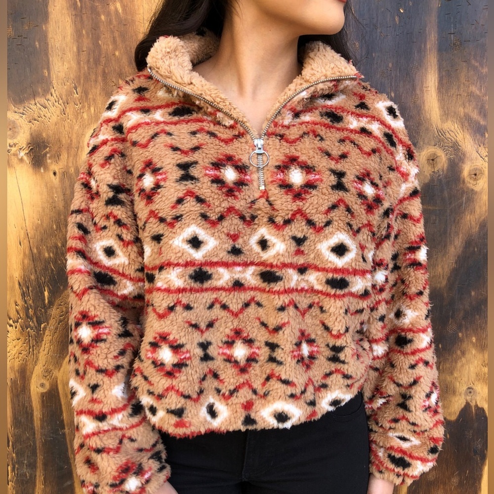 Light Weight Sherpa Pullover